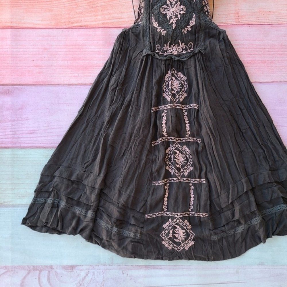 Free People Diamond In The Sky Floral Embroidered Strappy Boho Midi Dress XS‎ - Picture 6 of 10